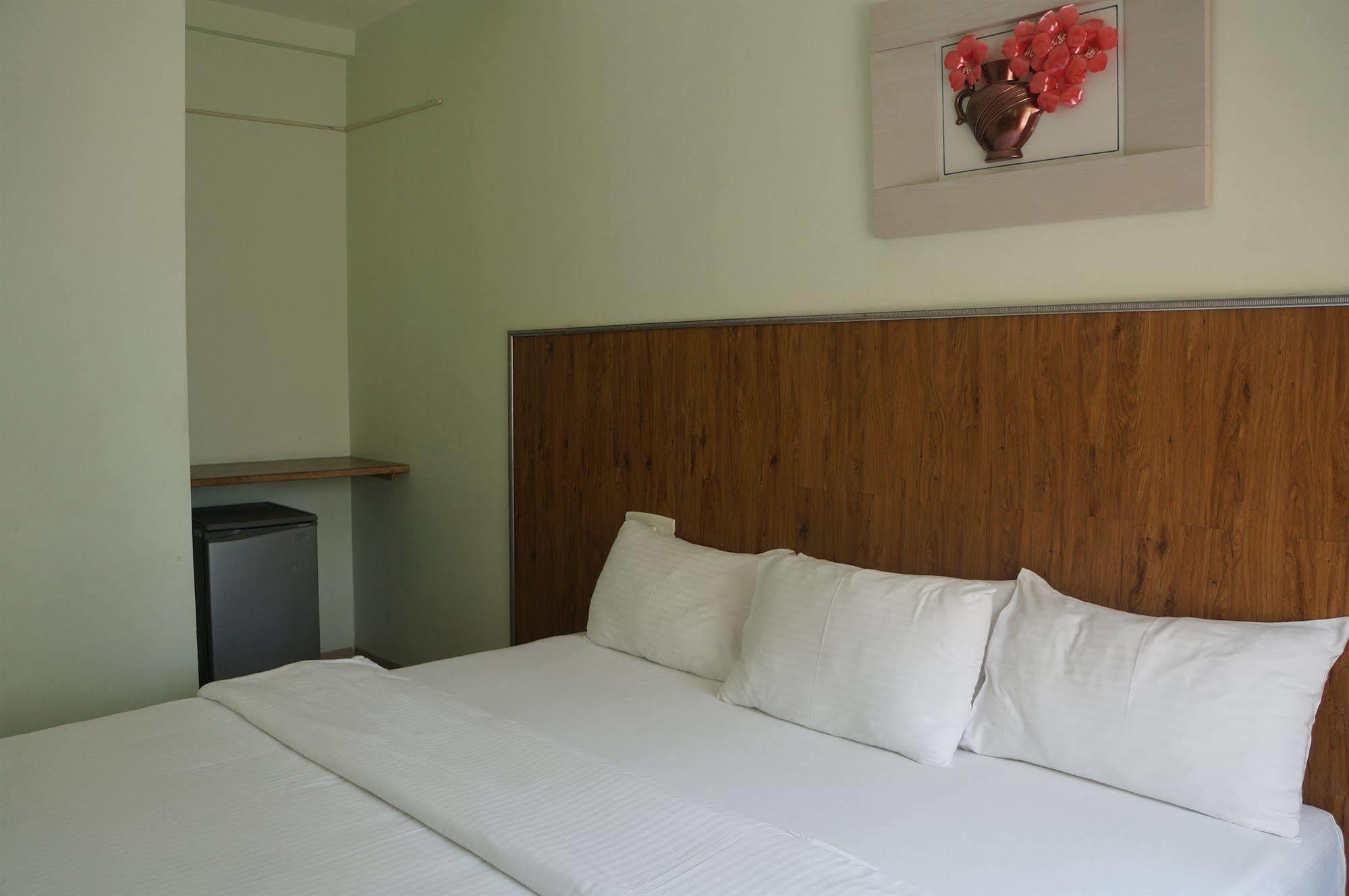 Lotels Hotel Chennai Ngoại thất bức ảnh